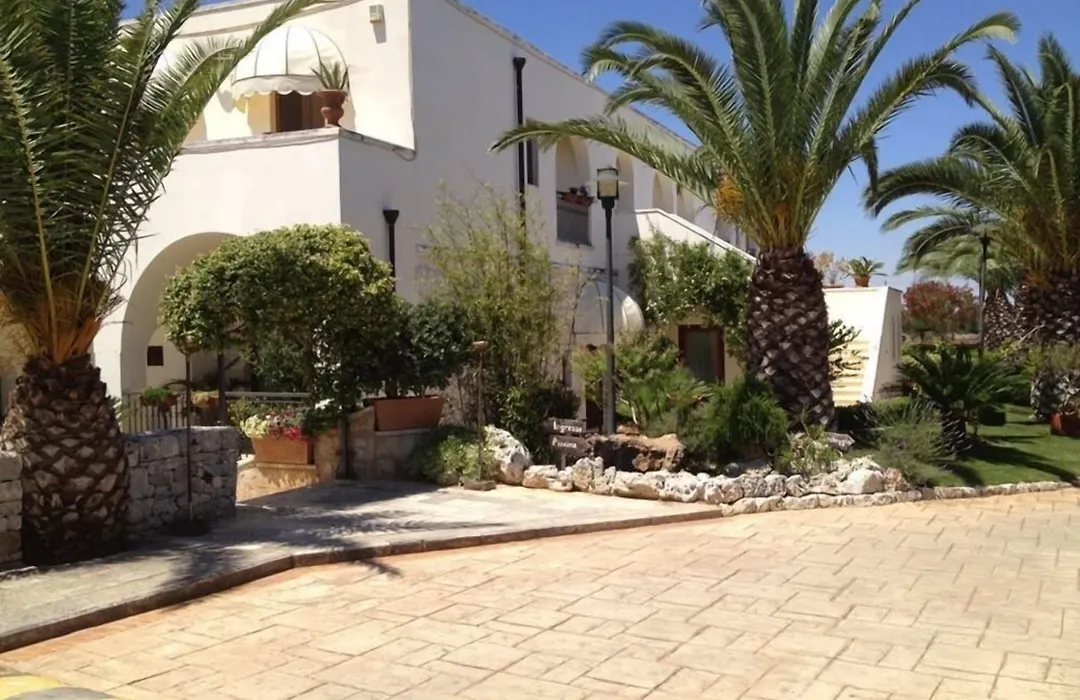 Masseria Casale Dei Fornici-1
